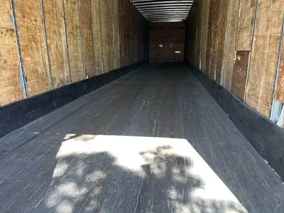 2001 Stoughton 53 ft Dry Van Trailer - Swing Door