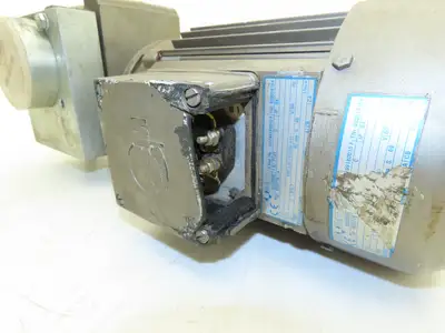 Schubert 4DF71B-4 Gearmotor 39:1 Ratio Reducer 43rpm .25kw 240/480VAC 3PH