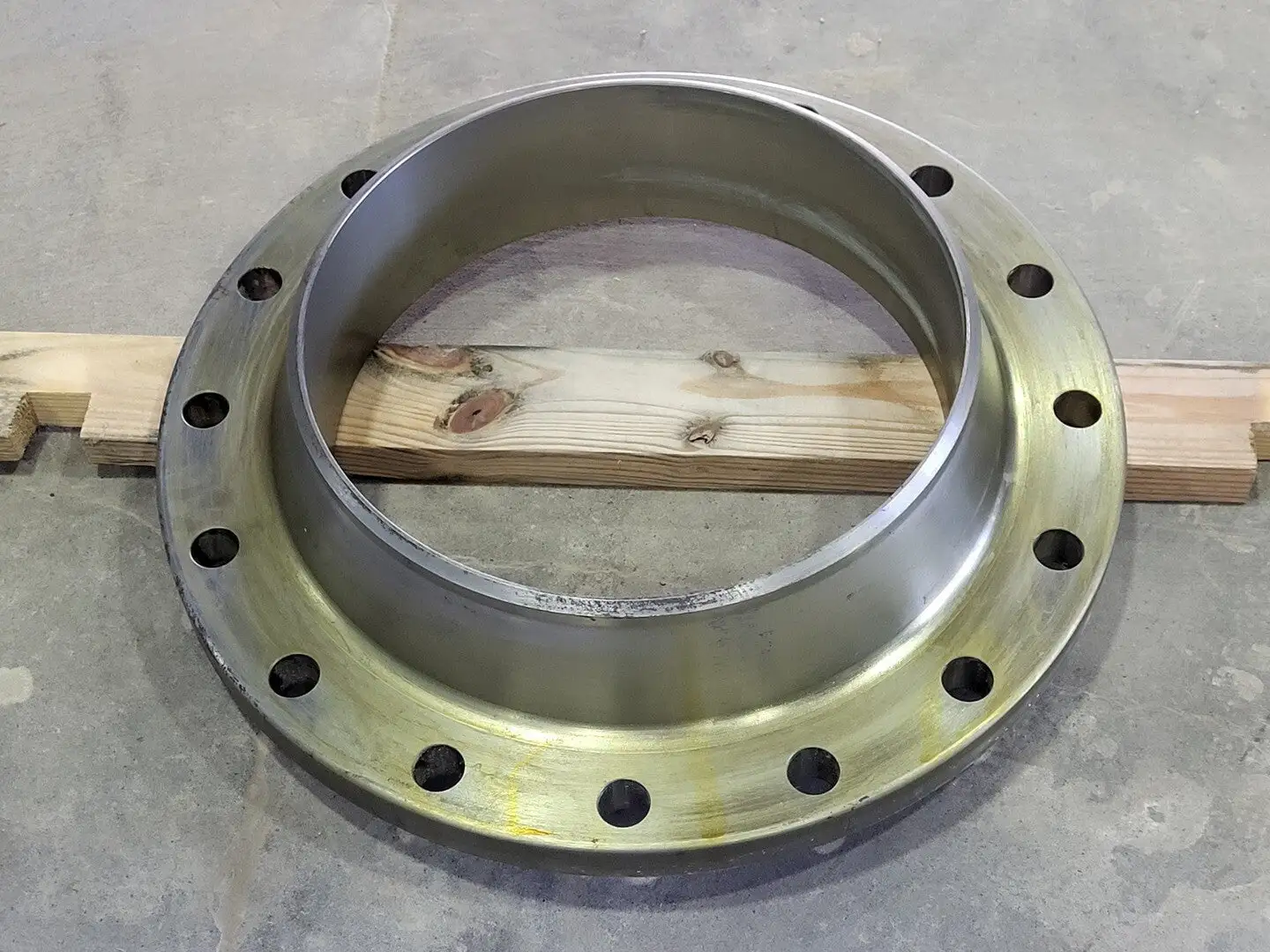 16" Class 150 RF Weldneck Flange