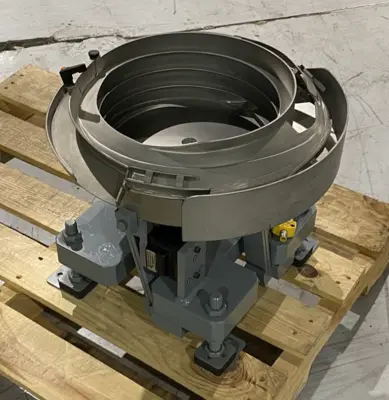 Used Vibromatic Vibratory Bowl Feeder, 12" Bowl ID, 14" Bowl OD Vibratory Bowl Feeder Michigan US | Maverick Industrial Sales #1514632