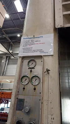 Muller 700ton press