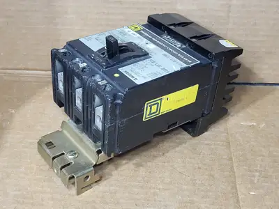 USED SQUARE D FA36040