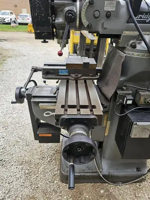USED 1989 BRIDGEPORT SERIES I
