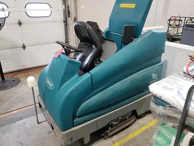 USED TENNANT T15