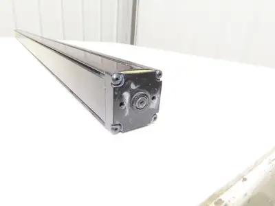 Banner 39578 Mini-Array Emitter Sensor 1057mm 19mm Beam Spacing Light Curtain
