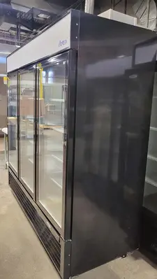 USED ATOSA ATOSA MCF8728GR # DOOR FREEZER MERCHANDISER