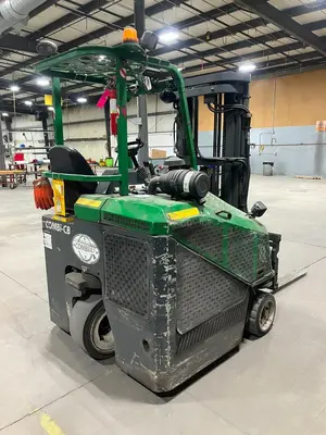 Used 2010 _UNKNOWN_ _UNKNOWN_ Multi Directional Forklifts Minnesota US | Myron Bowling Auctioneers Inc #1541787