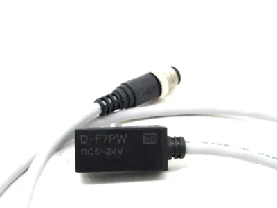 NEW SMC D-F7PWSAPC AUTO SWITCH D-F7PW DF7PWSAPC