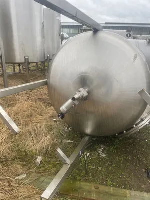 2,500 Litre Giusti Stainless Steel Vertical Mixing Vessel, 1100mm Dia x 2400mm Straight Side