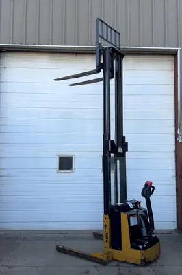 Used BIG JOE PDS-25-130 Stackers Ohio US | Portage Packaging Systems, Inc. #1540085