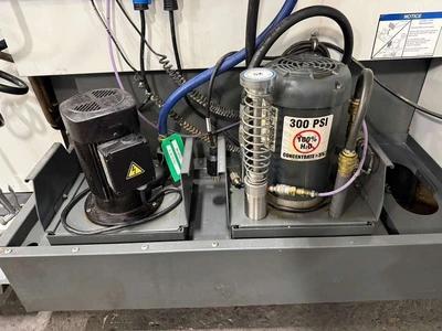 2016 HAAS UMC-750 Universal Machining Centers | SNL Machine Trader LLC (18)
