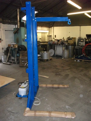 High Lift Mobile 280 Kilo Stirrer Crane