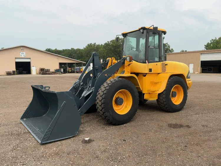 Used 2006 VOLVO L45B Wheel Loaders Michigan US | Miedema Asset Management Group #1334646