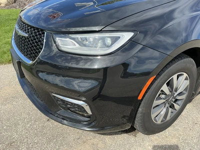 Used 2024 CHRYSLER PACIFICA HYBRID Vans Michigan US | Miedema Asset Management Group #1461350
