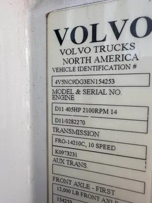 Used 2014 VOLVO VNL42300 Dump trucks California US | Ben Kaplan Equipment #1279509