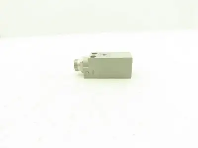 Allen Bradley 871P-C13CCT Proximity Sensor Switch BUL. 871P Ser B