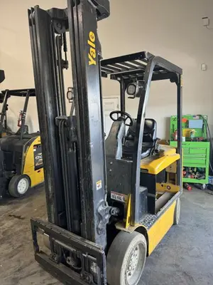 USED 2015 YALE ERC060VG