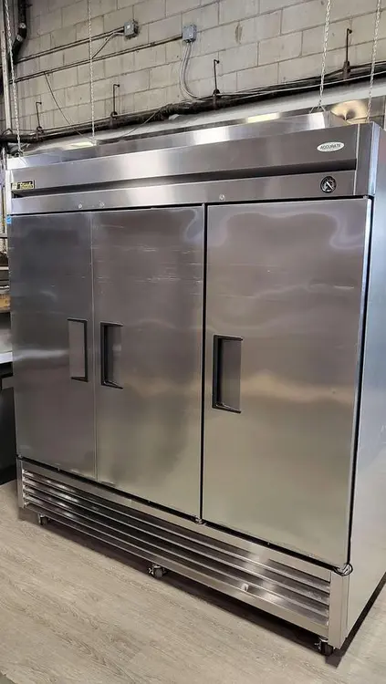 Used TRUE T-72F Freezers British Columbia CA | Surrey Food Equipment #434503