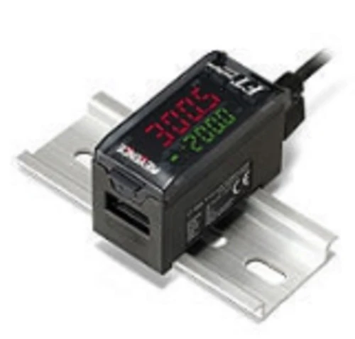 Keyence FT-50AP Digital Infrared Temperature Sensor, Amplifier Unit PNP [New]