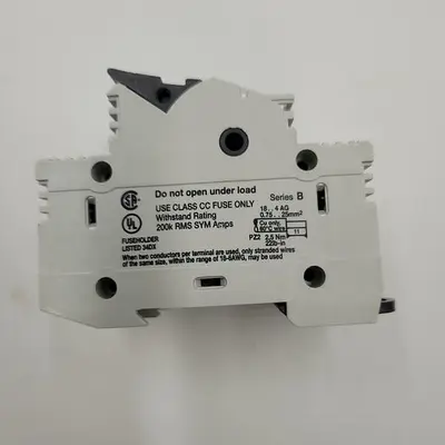 USED ALLEN-BRADLEY ALLEN-BRADLEY 1492-FB3C30-L 3-POLE CC ILLUMINATED FUSE