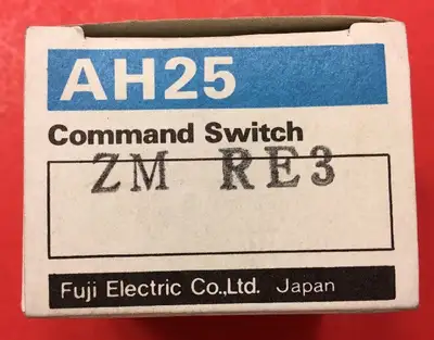 FUJI ELECTRIC AH25-ZMRE3 Command Switch Green Pilot Light 4A