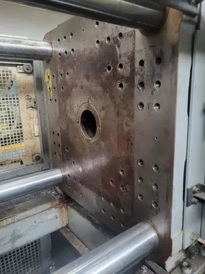 2004 NISSEI FN3000 Injection Molding Horizontal/Vertical | Machinery Network (8)