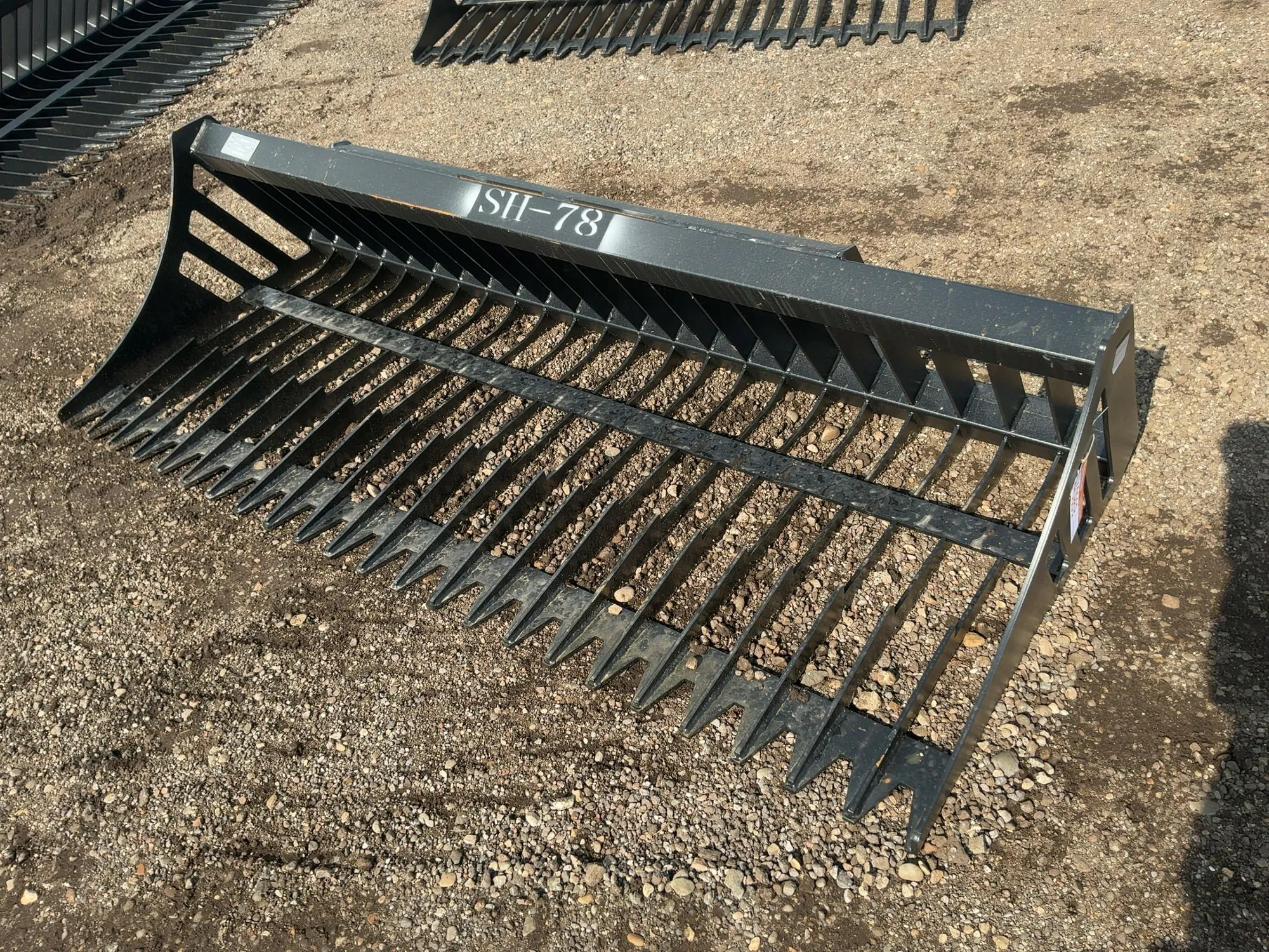 Used _UNKNOWN_ _UNKNOWN_ Rock Buckets Michigan US | Miedema Asset Management Group #1397323