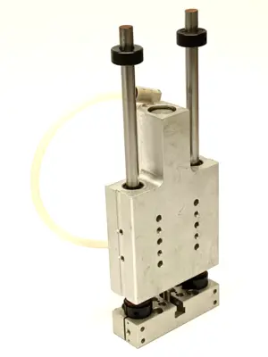 DLT-10-L-B-4 | Destaco  Robohand Internal Air Cylinder Linear Thruster Slide - Used