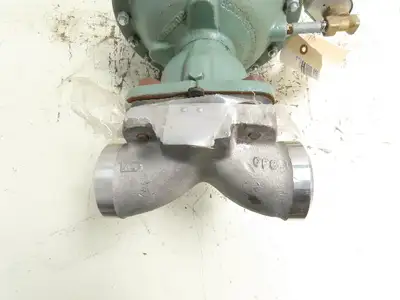 ITT Grinnell Pneumatic Diaphragm Actuator Valve 1-1/2" CF8 Stainless Butt Weld