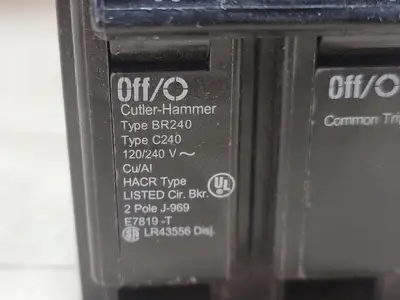 Used CUTLER-HAMMER BR240 Switchgears British Columbia CA | Lenmark #835777