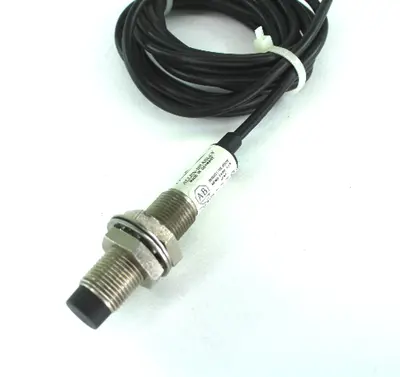 USED ALLEN BRADLEY 871C-J4B12
