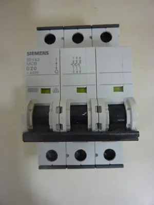 USED SIEMENS 5SY4320-8