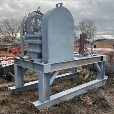 Universal 9in x 14in Jaw Crusher