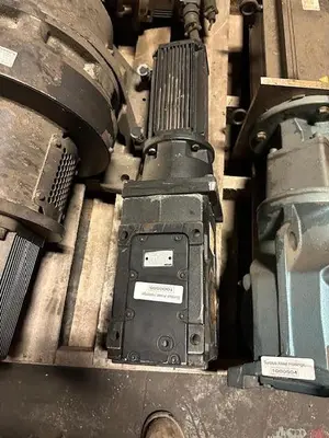 USED LENZE GKSO6-3N HDR 2D