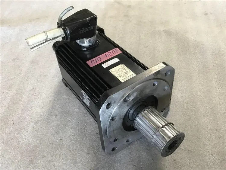 Used ABB BRUSHLESS SERVO MOTOR LC820TJ R0002 Misc Electrical & Power Parts BE | Apt International N.V #362799