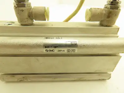 SMC MKB40-50LZ Rotary Clamp Air Cylinder 40mm Bore 50mm Stroke 145 PSI Lot of 2
