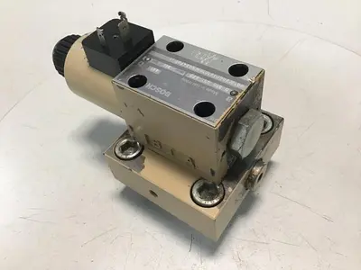 USED BOSCH 0 810 091 222