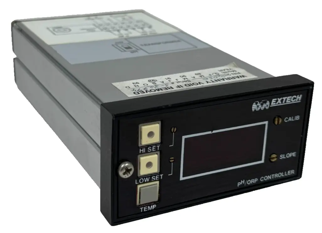USED EXTECH 404030 pH/ORP CONTROLLER