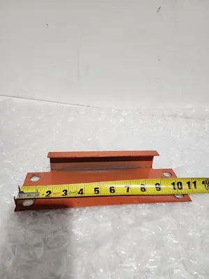 PALLET RACK ROW SPACER