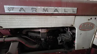 FARMALL 560 Tractor | Iron Listing (38)