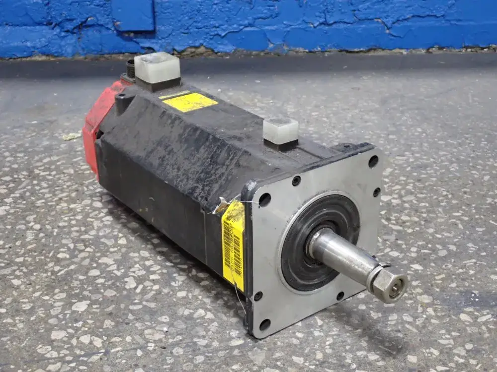 USED FANUC 0M30/3000