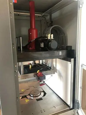 NANOTECH 140GPM GLASS PRESS MOLDING WITH NESLAB THERMOFLEX 10,000