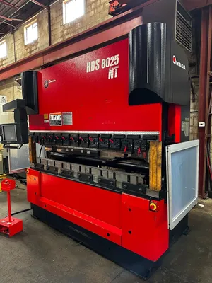 USED AMADA HDS 8025NT