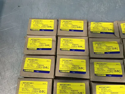 New | in-Stock SQUARE D 9007C68T10M11 Relays & Switches Ohio US | HGR 24 #1280329