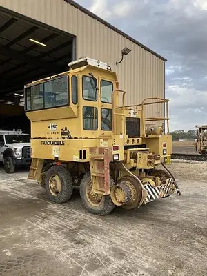 2000 Trackmobile 4150TM Railcar Mover – 42,135 lbs Tractive Effort