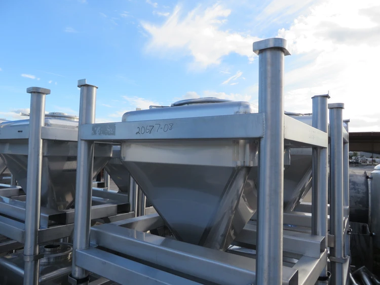 Used TOTE, INC. 12 Cubic Foot Bins New Jersey US | Perry Equipment #118025