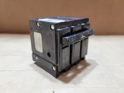 USED CUTLER-HAMMER BR370