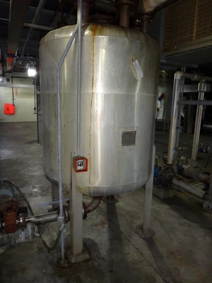 474 Gallon 304 Stainless Tanks