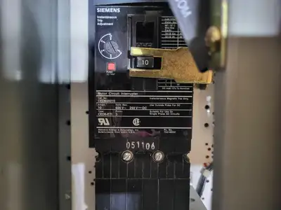 Full Voltage Non-Reversing MCC Bucket Size 1
