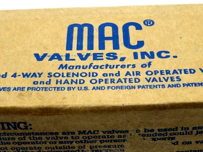 NEW SEALED MAC VALVES 82A-OA-CPA-00-0002 SOLENOID VALVE MANIFOLD 82A0ACPA000002